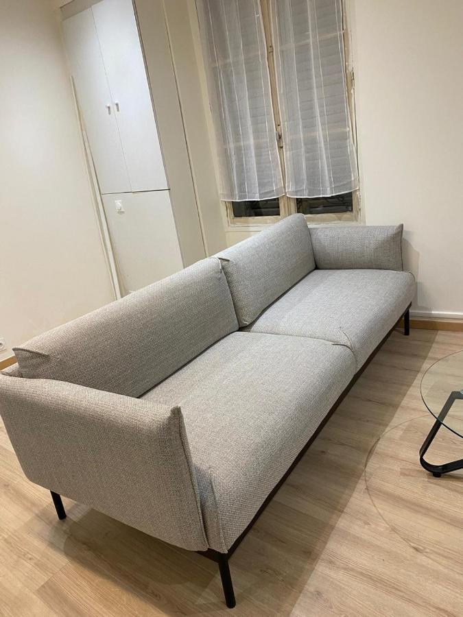 Grand F4 De 71M2 Pour 6 Personnes En Plein Centre Ville Arpajon Luaran gambar