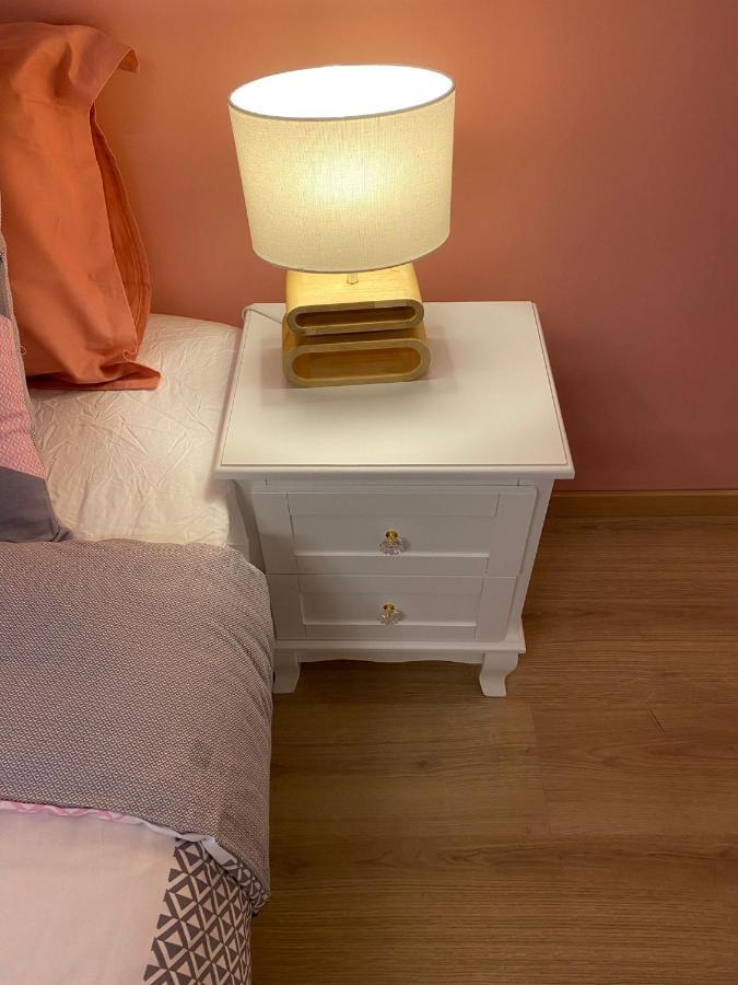 Grand F4 De 71M2 Pour 6 Personnes En Plein Centre Ville Arpajon Luaran gambar