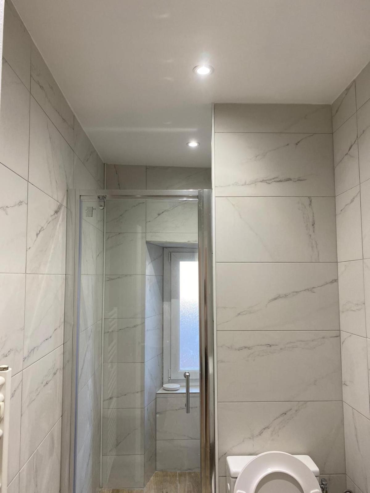 Grand F4 De 71M2 Pour 6 Personnes En Plein Centre Ville Arpajon Luaran gambar